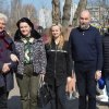 Щоб у серці сонце завжди сходило щасливо - Ви садіть дерева й квіти, хай ростуть на диво !